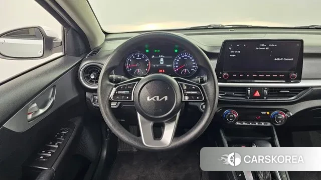 Kia The New K3 2nd generation 2022 Белый из Кореи, фото 4