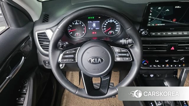 Kia Seltos 2021 Белый из Кореи, фото 4