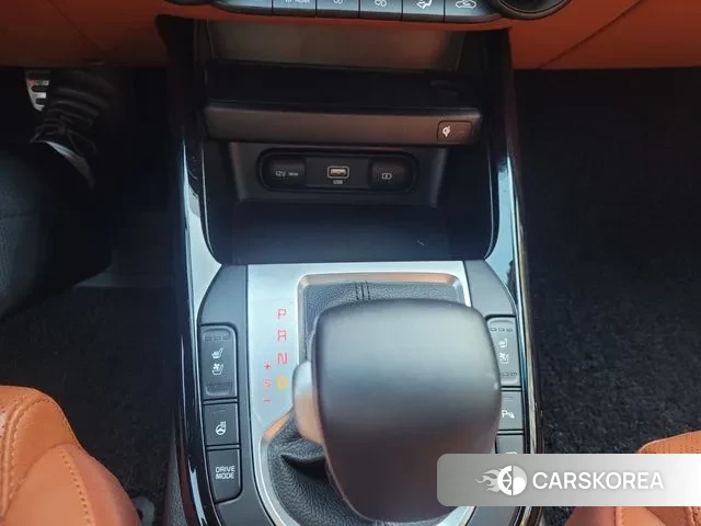 Kia The New K3 2nd generation 2023 Белый из Кореи, фото 4