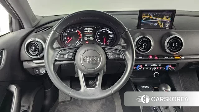 Audi New A3 2018 Белый из Кореи, фото 4