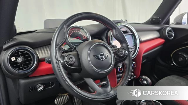 Mini Cooper S 2018 Черный из Кореи, фото 4