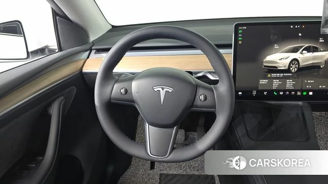 Tesla Model Y 2023 Белый из Кореи, фото 4