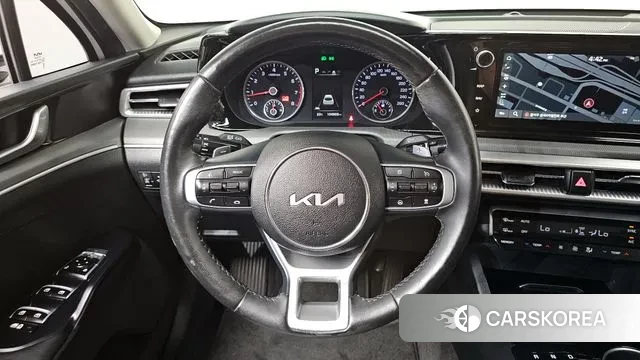 Kia K5 3rd generation 2022 Белый из Кореи, фото 4