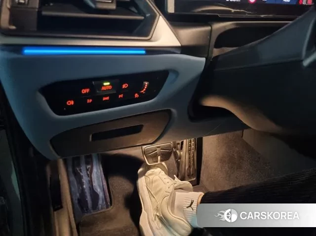 BMW M3 (G80) 2023 Серебряный из Кореи, фото 4