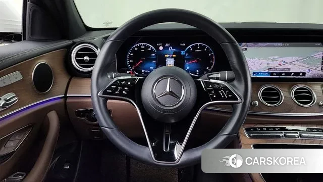 Mercedes-Benz E-Class W213 2021 Белый из Кореи, фото 4