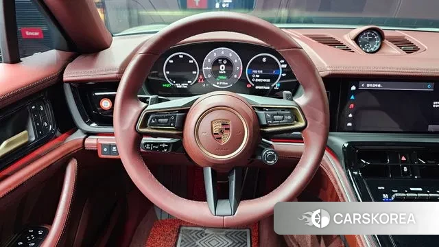 Porsche Panamera (972) 2025 Серебристо-серый из Кореи, фото 4