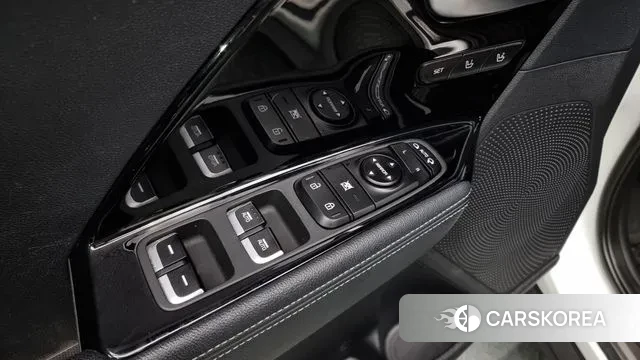 Kia Niro 2019 Белый из Кореи, фото 4