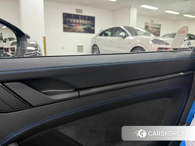 Porsche 911(992) 2025 Синий из Кореи, фото 4