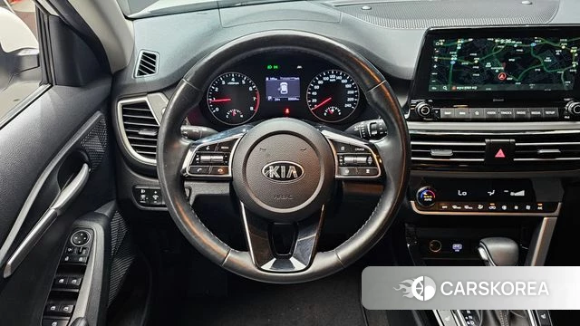 Kia Seltos 2021 Белый из Кореи, фото 4