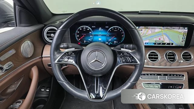 Mercedes-Benz E-Class W213 2021 Серый из Кореи, фото 4