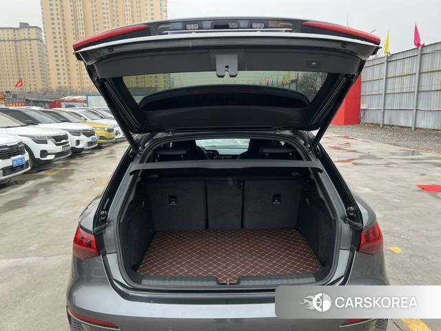 Audi A3 2023 Темно-серый из Китая, фото 4