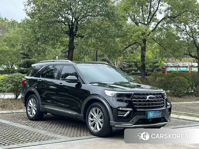 Ford Explorer 2021 Черный из Китая, фото 4