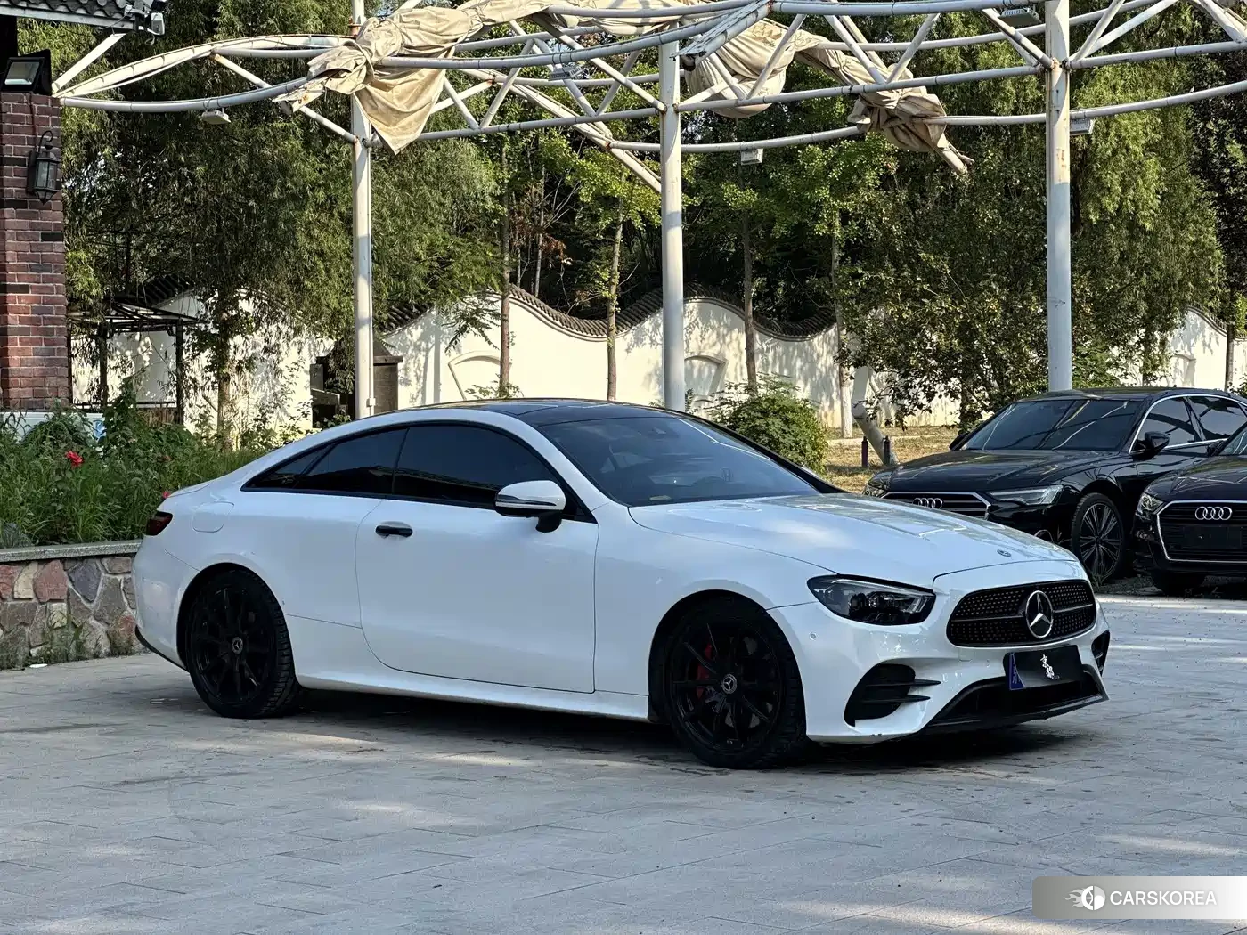 Mercedes-Benz E-Class 2022 Белый из Китая, фото 4