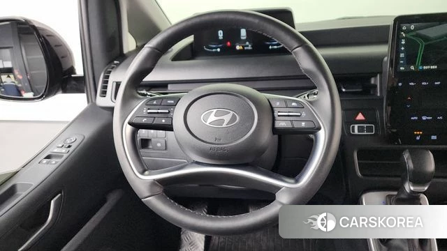 Hyundai Staria 2024 Черный из Кореи, фото 4