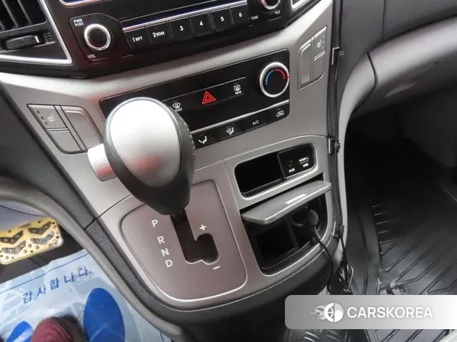 Hyundai The New Grand Starex 2021 Серый из Кореи, фото 4