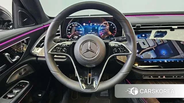 Mercedes-Benz E-Class W214 2024 Черный из Кореи, фото 4