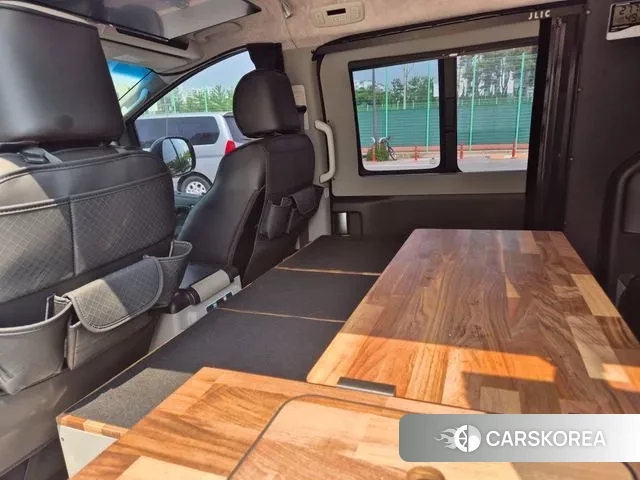 Hyundai Staria 2025 Черный из Кореи, фото 4