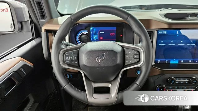 Ford Bronco 6th Generation 2022 Серый из Кореи, фото 4