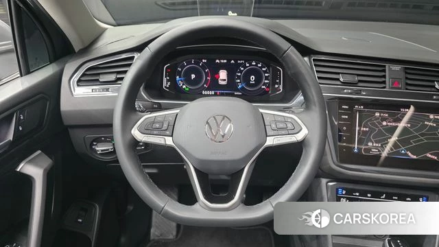 Volkswagen Tiguan Allspace 2024 Серый из Кореи, фото 4