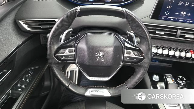 Peugeot 5008 second generation 2019 Белый из Кореи, фото 4