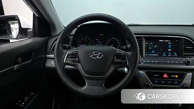Hyundai Avante AD 2018 Белый из Кореи, фото 4
