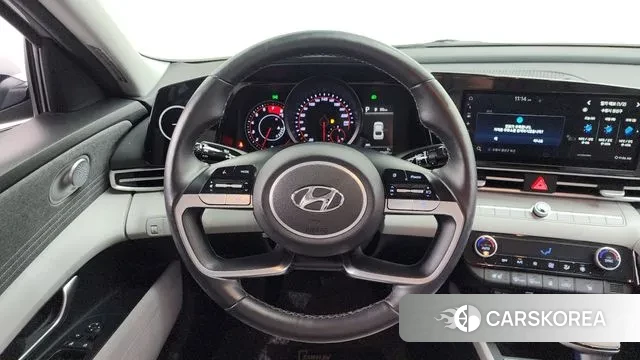 Hyundai Avante (CN7) 2021 Серебристо-серый из Кореи, фото 4