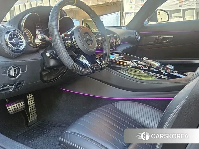 Mercedes-Benz AMG GT 2018 Серебристо-серый из Кореи, фото 4