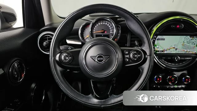 Mini Cooper 2020 Жемчужный цвет из Кореи, фото 4