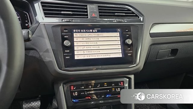 Volkswagen Tiguan second Generation 2021 Серебряный из Кореи, фото 4