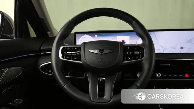 Genesis GV70 2024 Серый из Кореи, фото 4