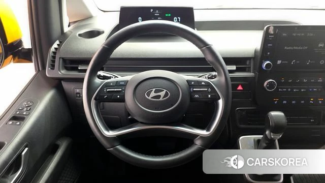 Hyundai Staria 2024 Желтый из Кореи, фото 4