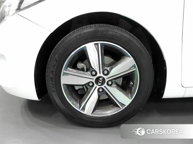 Kia The New K3 2018 Белый из Кореи, фото 4