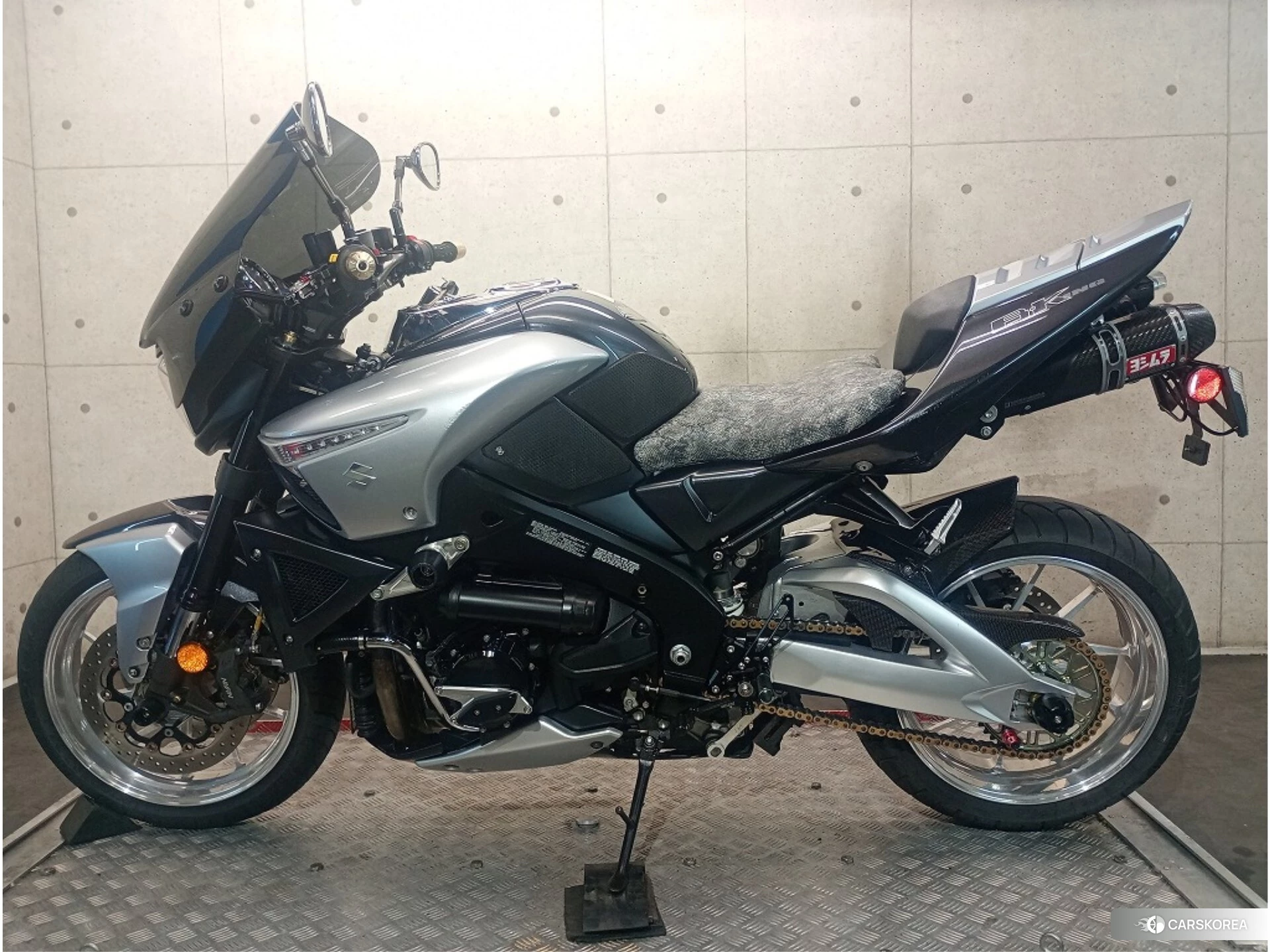 Проданный Suzuki GSX 1300 BK (B-KING) id 4183799 из Японии