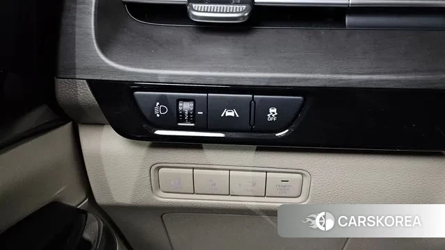 Kia Carnival 4th generation 2023 Белый из Кореи, фото 4