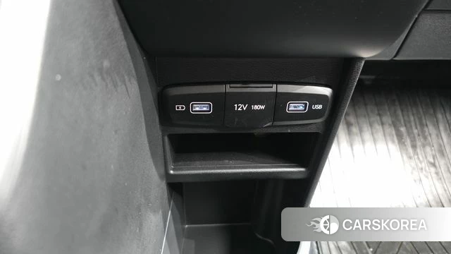 Hyundai Staria 2024 Черный из Кореи, фото 4