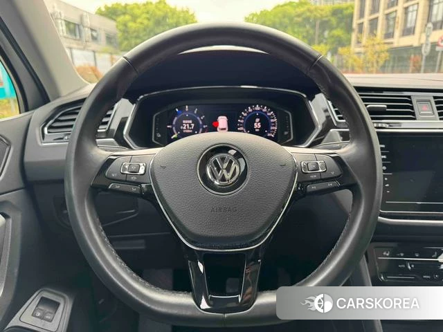 Volkswagen Tiguan L PHEV 2020 Другой из Китая, фото 4