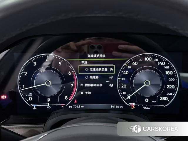Volkswagen Touareg 2020 Черный из Китая, фото 4