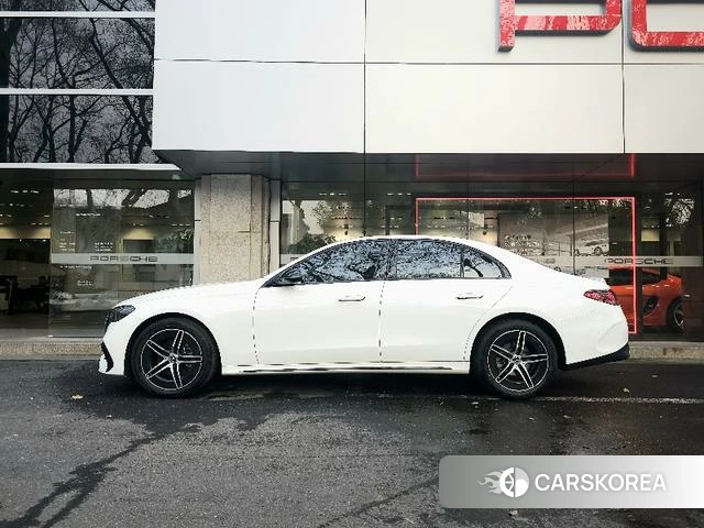 Mercedes-Benz E-class (imported) 2026 Белый из Китая, фото 4