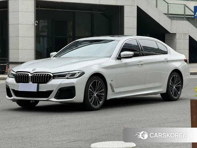 BMW 5 series 2022 Белый из Китая, фото 4