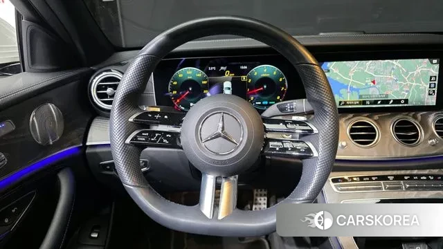Mercedes-Benz E-Class W213 2022 Белый из Кореи, фото 4