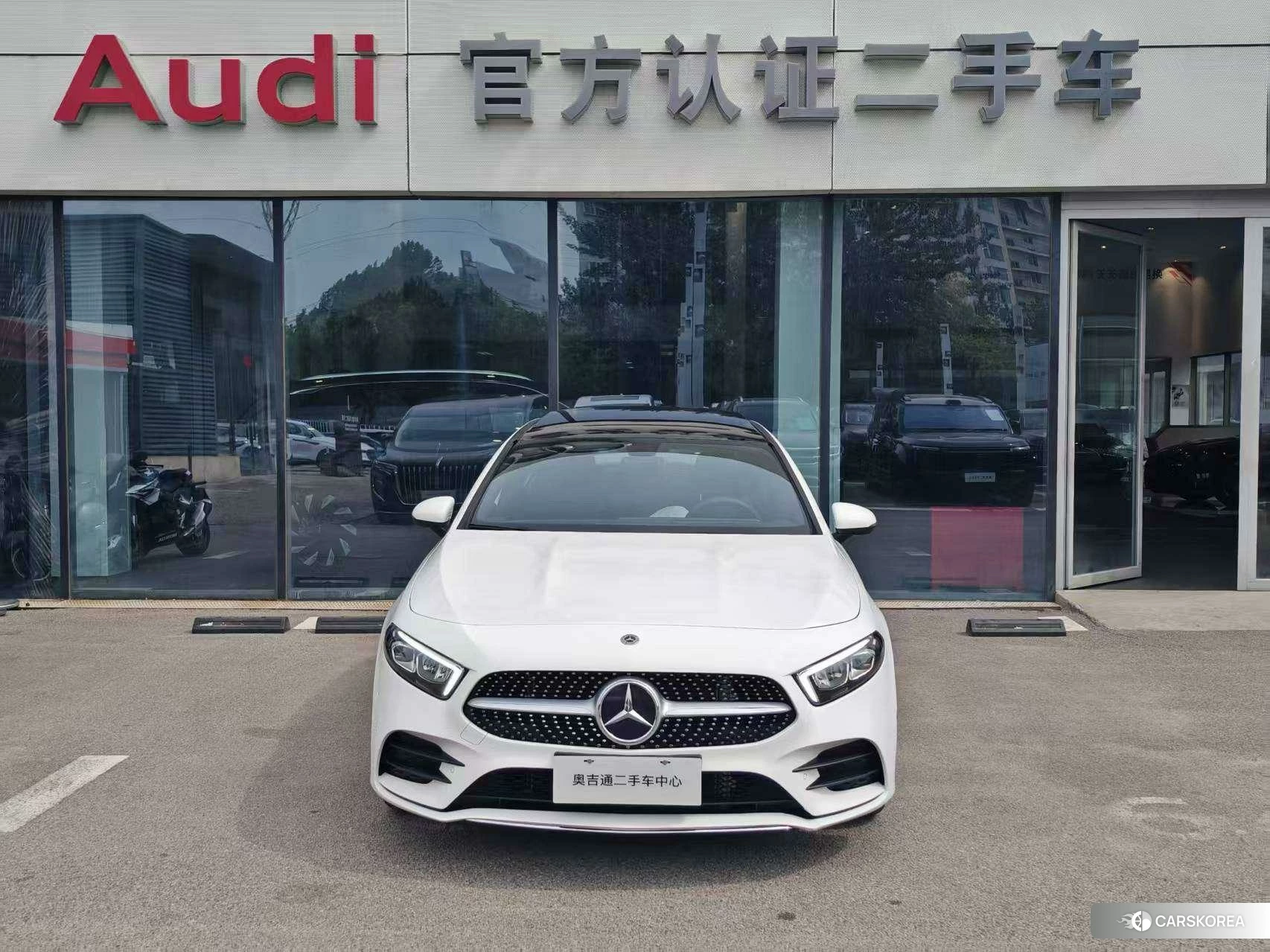 Mercedes-Benz Class A 2021 Белый из Китая, фото 4