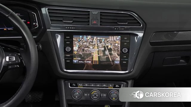 Volkswagen Tiguan Allspace 2020 Черный из Кореи, фото 4