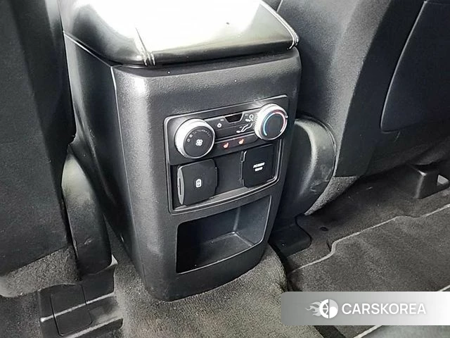 Ford Explorer 6th Generation 2019 Белый из Кореи, фото 4
