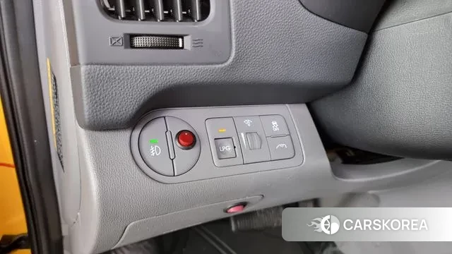 Hyundai The New Grand Starex 2019 Желтый из Кореи, фото 4