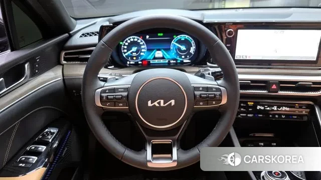 Kia K5 Hybrid 3rd Generation 2023 Черный из Кореи, фото 4