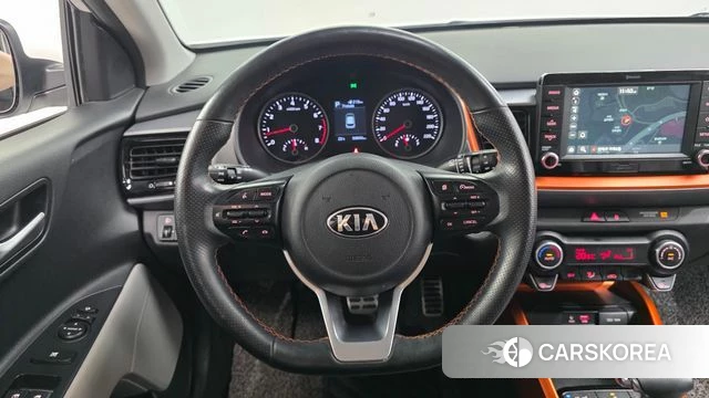 Kia Stonic 2018 Белый из Кореи, фото 4
