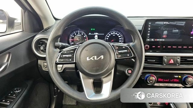 Kia The New K3 2nd generation 2022 Белый из Кореи, фото 4