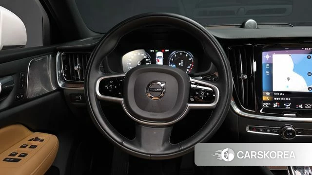 Volvo S60 3rd generation 2020 Белый из Кореи, фото 4