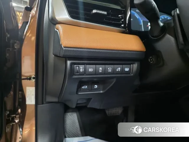 Toyota Camry (XV80) 2025 Песочный из Кореи, фото 4