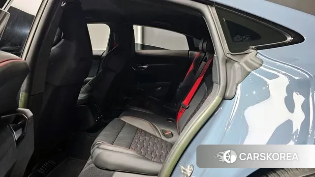 Audi RS e-Tron GT 2022 Небесно-голубой из Кореи, фото 4